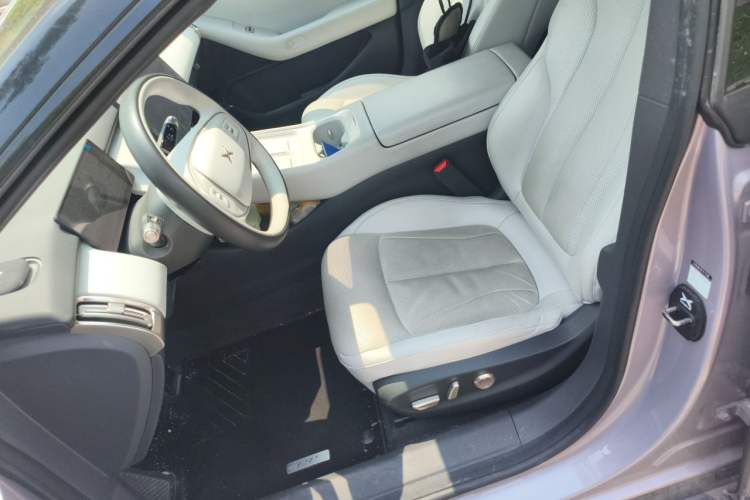 Used XPeng P7+ 2024 Long-Range Max Left Front Seat