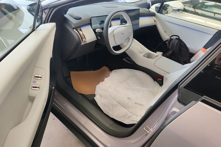 Used XPeng P7+ 2024 Long-Range Max Left Front Seat