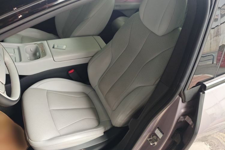 Used XPeng P7+ 2024 Long-Range Max Left Front Seat