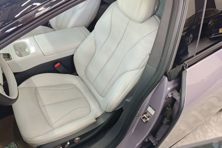 Used XPeng P7+ 2024 Long-Range Max Left Front Seat