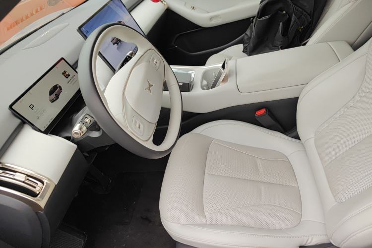 Used XPeng P7+ 2024 Long-Range Max Left Front Seat