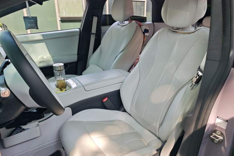 Used XPeng P7+ 2024 Long-Range Max Left Front Seat