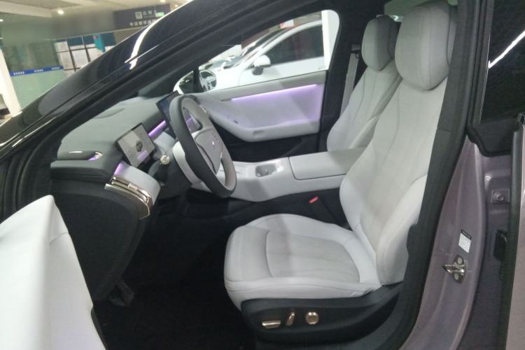 Used XPeng P7+ 2024 Long-Range Max Left Front Seat