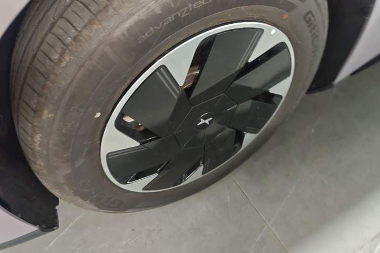 Used XPeng P7+ 2024 Ultra-Long Range Max Left Front Wheel Hub