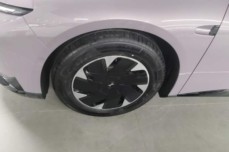 Used XPeng P7+ 2024 Long-Range Max Left Front Wheel Hub