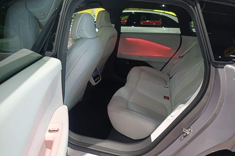 Used XPeng P7+ 2024 Ultra-Long Range Max Left Rear Seat