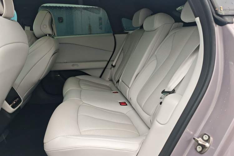 Used XPeng P7+ 2024 Long-Range Max Left Rear Seat
