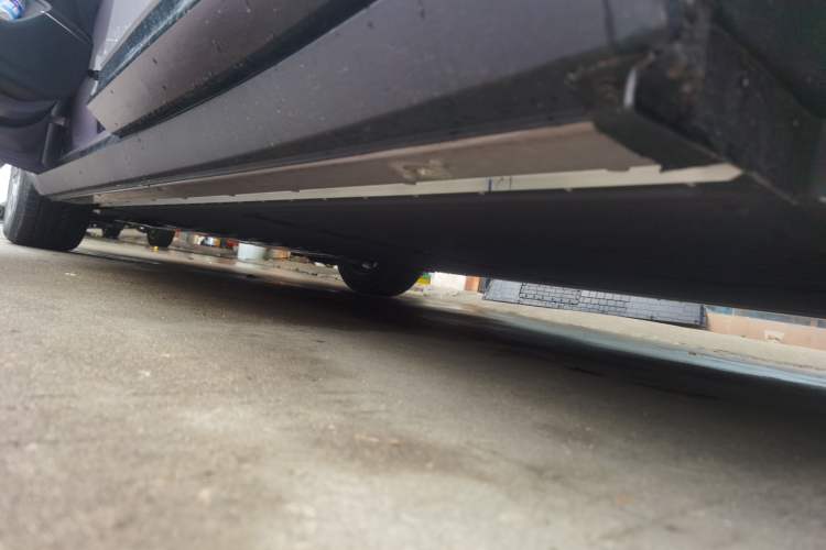Used XPeng P7+ 2024 Long-Range Max Left Side Sill