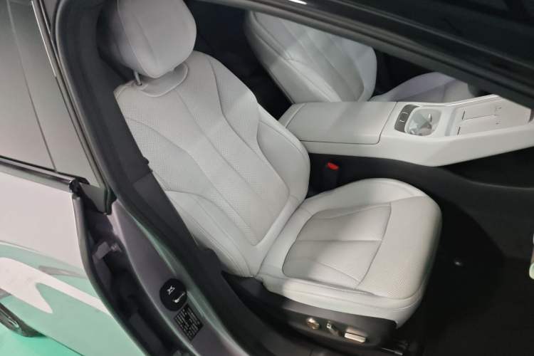 Used XPeng P7+ 2024 Long-Range Max Right Front Seat