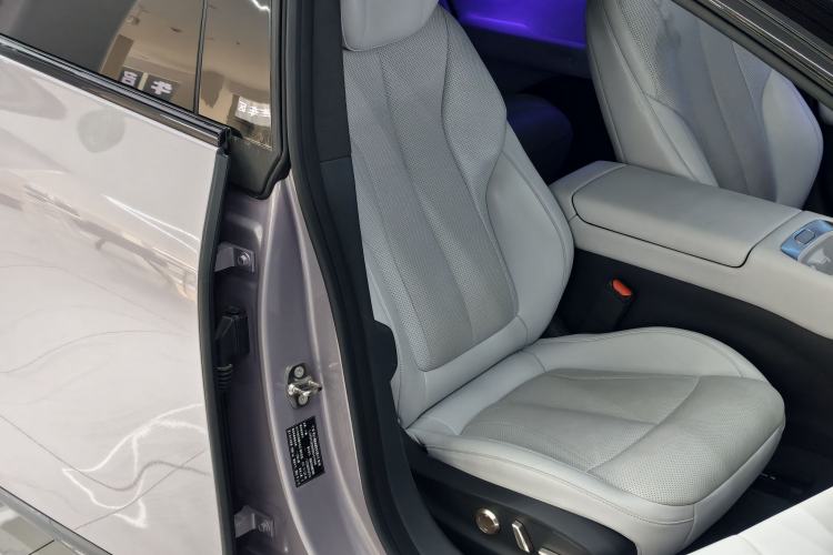 Used XPeng P7+ 2024 Ultra-Long Range Max Right Front Seat