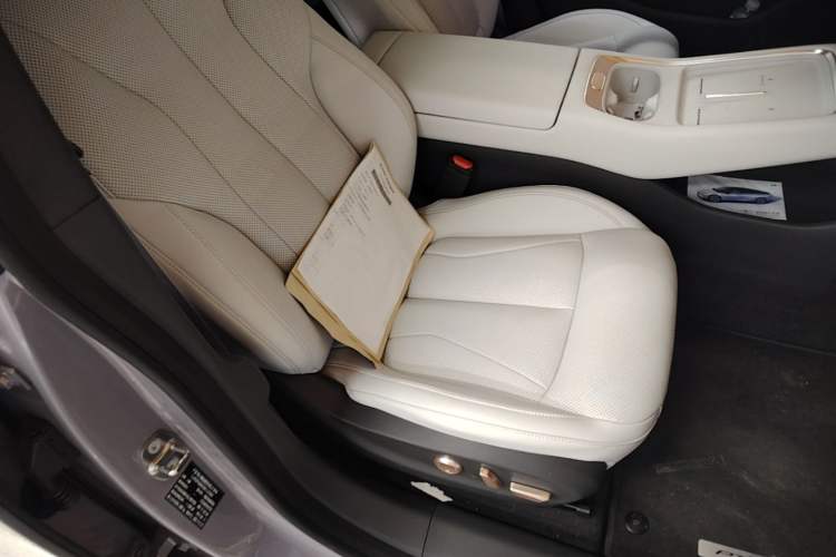 Used XPeng P7+ 2024 Long-Range Max Right Front Seat