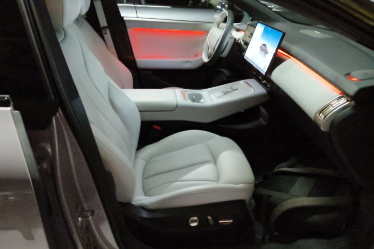 Used XPeng P7+ 2024 Ultra-Long Range Max Right Front Seat