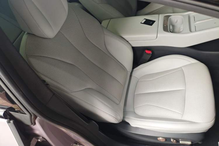 Used XPeng P7+ 2024 Long-Range Max Right Front Seat