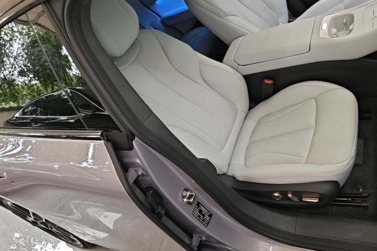 Used XPeng P7+ 2024 Ultra-Long Range Max Right Front Seat