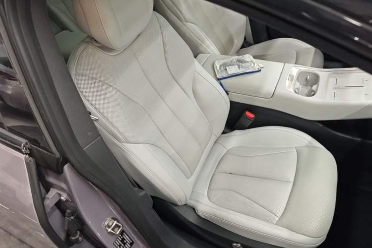 Used XPeng P7+ 2024 Ultra-Long Range Max Right Front Seat