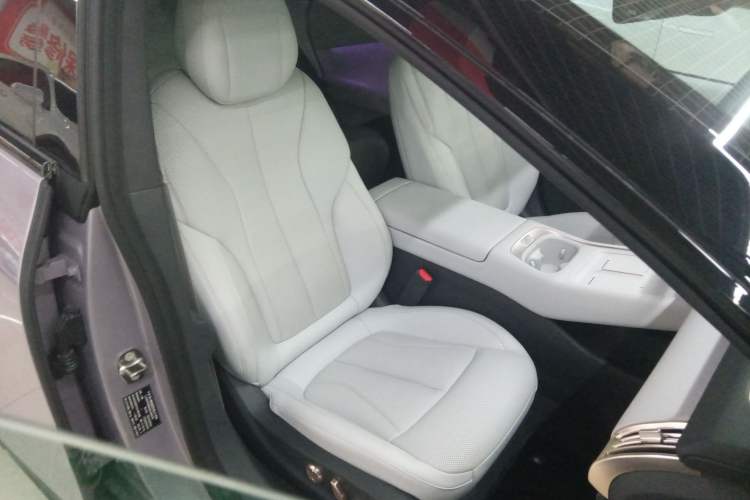 Used XPeng P7+ 2024 Long-Range Max Right Front Seat