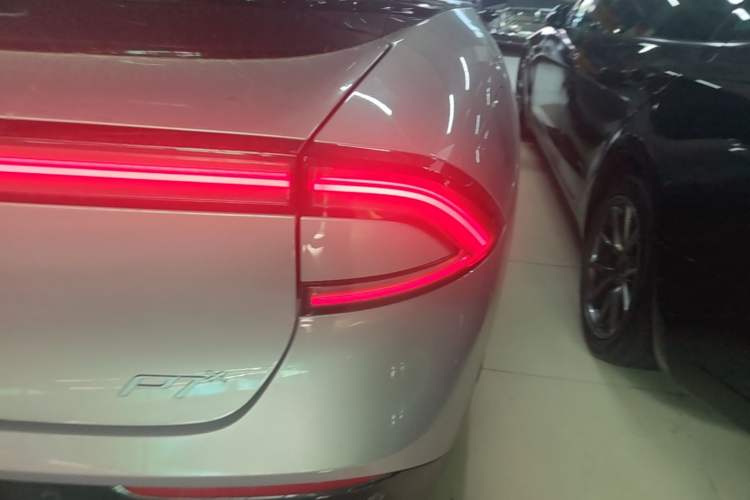 Used XPeng P7+ 2024 Ultra-Long Range Max Right Rear Taillight