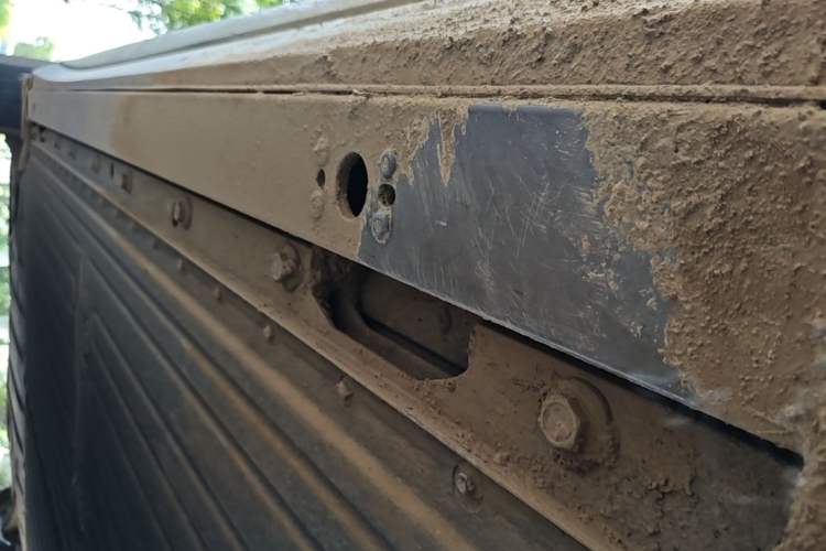 Used XPeng P7+ 2024 Long-Range Max Right Side Sill