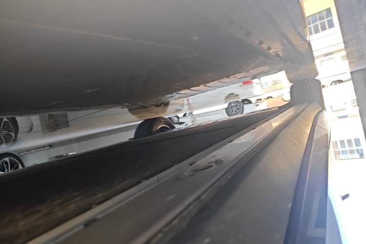 Used XPeng P7+ 2024 Long-Range Max Right Side Sill
