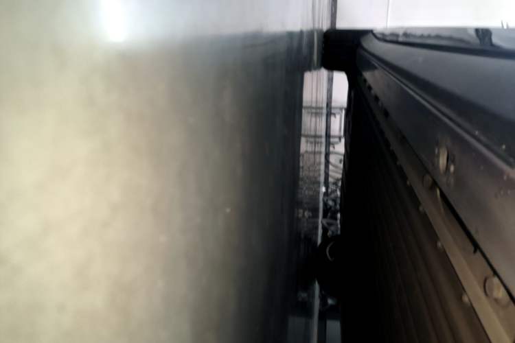 Used XPeng P7+ 2024 Long-Range Max Right Side Sill