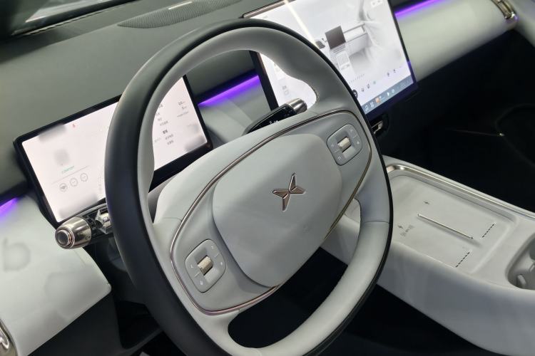 Used XPeng P7+ 2024 Ultra-Long Range Max Steering Wheel