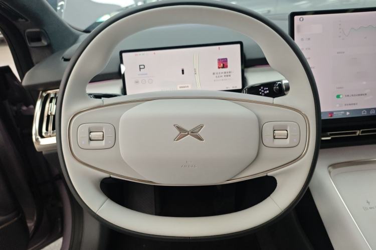 Used XPeng P7+ 2024 Long-Range Max Steering Wheel