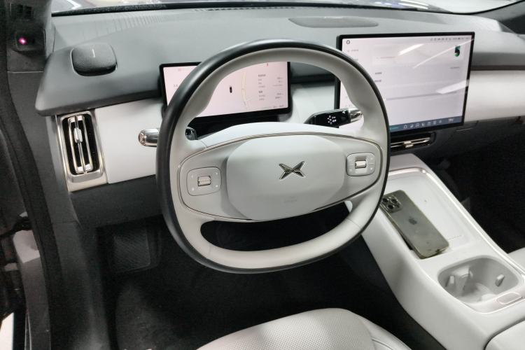 Used XPeng P7+ 2024 Long-Range Max Steering Wheel