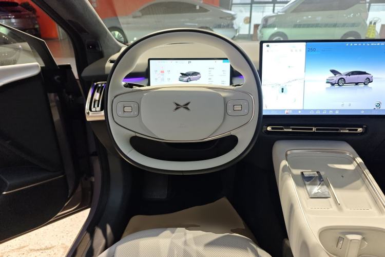 Used XPeng P7+ 2024 Long-Range Max Steering Wheel