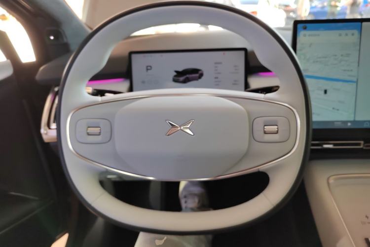 Used XPeng P7+ 2024 Long-Range Max Steering Wheel