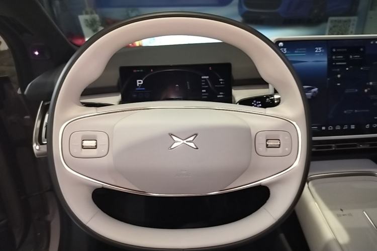 Used XPeng P7+ 2024 Ultra-Long Range Max Steering Wheel