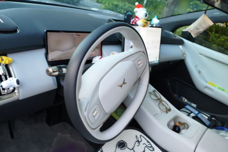Used XPeng P7+ 2024 Long-Range Max Steering Wheel