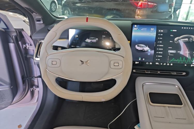 Used XPeng P7+ 2024 Long-Range Max Steering Wheel