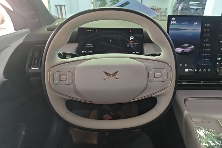 Used XPeng P7+ 2024 Long-Range Max Steering Wheel
