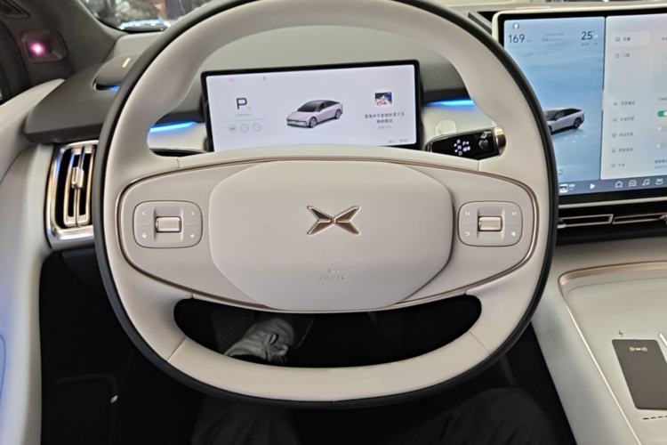 Used XPeng P7+ 2024 Ultra-Long Range Max Steering Wheel