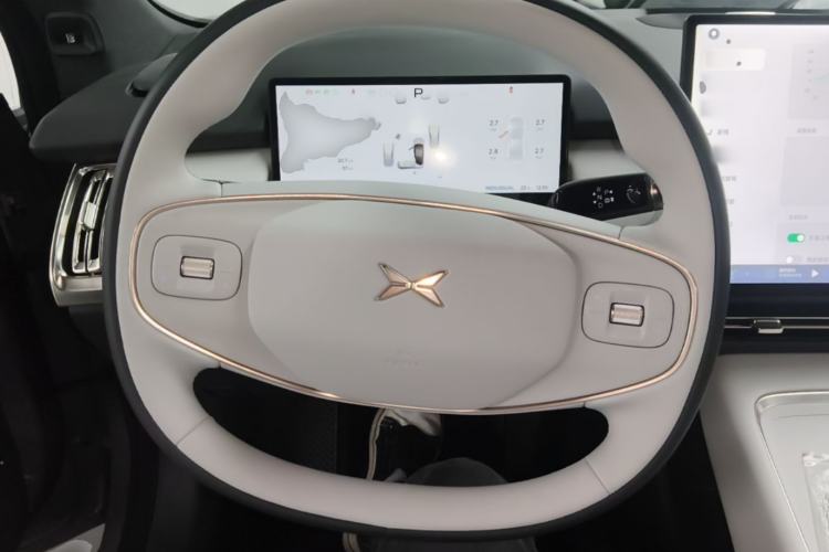 Used XPeng P7+ 2024 Long-Range Max Steering Wheel