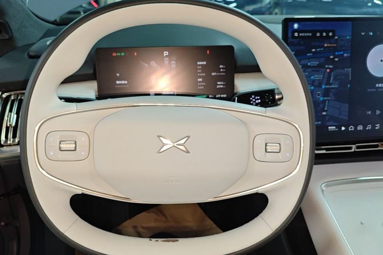 Used XPeng P7+ 2024 Long-Range Max Steering Wheel