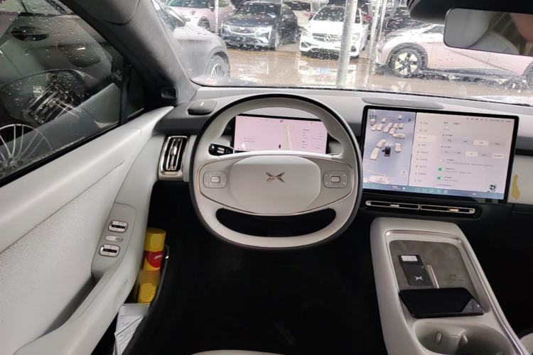Used XPeng P7+ 2024 Long-Range Max Steering Wheel