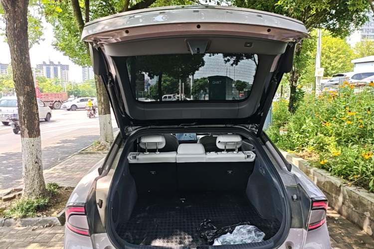 Used XPeng P7+ 2024 Long-Range Max Trunk