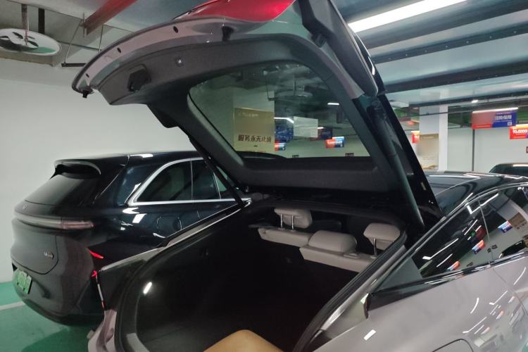 Used XPeng P7+ 2024 Long-Range Max Trunk