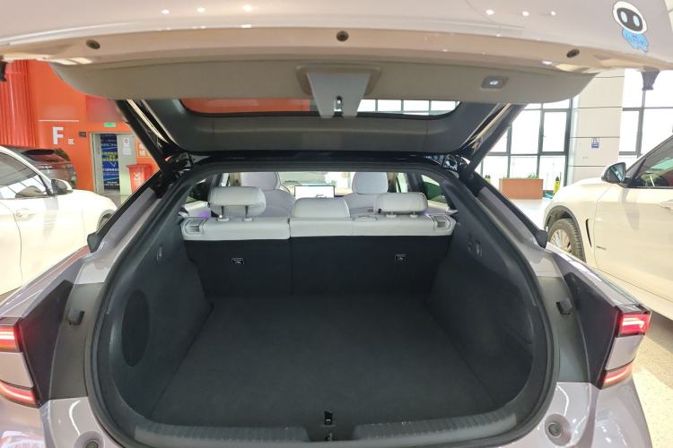 Used XPeng P7+ 2024 Long-Range Max Trunk