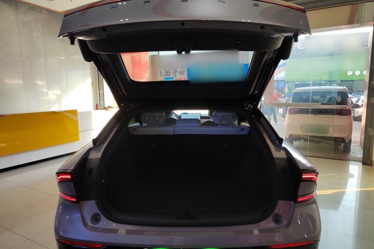 Used XPeng P7+ 2024 Long-Range Max Trunk