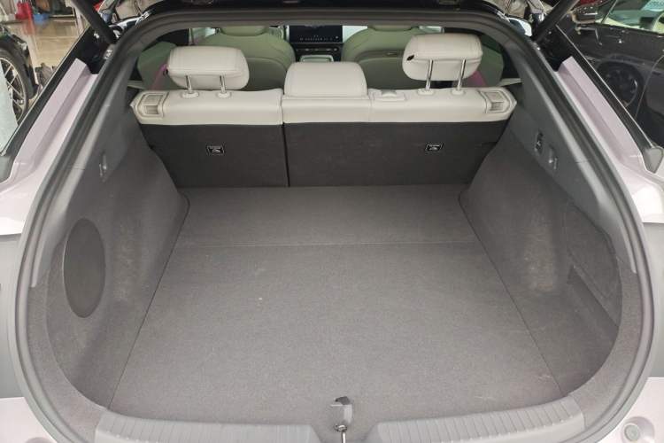 Used XPeng P7+ 2024 Long-Range Max Trunk