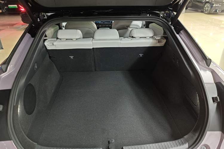 Used XPeng P7+ 2024 Long-Range Max Trunk