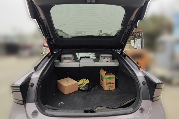 Used XPeng P7+ 2024 Long-Range Max Trunk