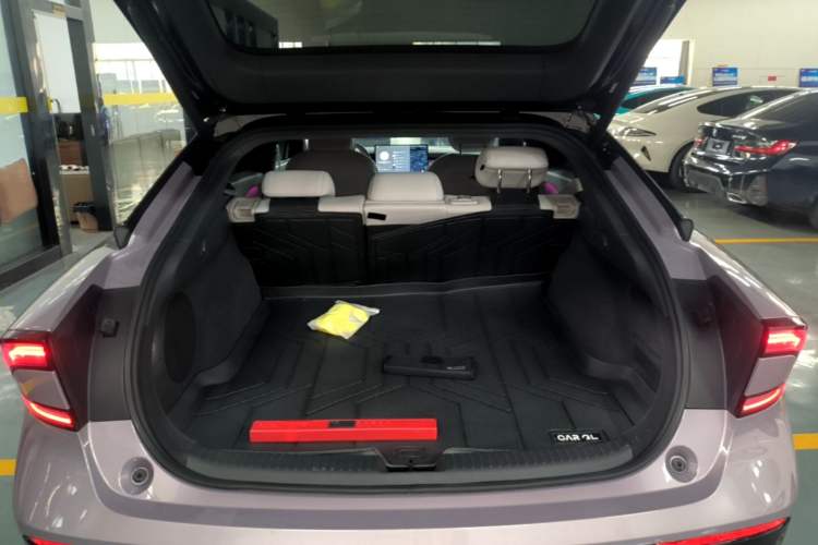 Used XPeng P7+ 2024 Long-Range Max Trunk