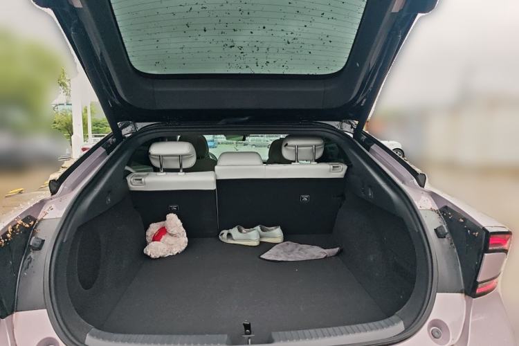 Used XPeng P7+ 2024 Long-Range Max Trunk