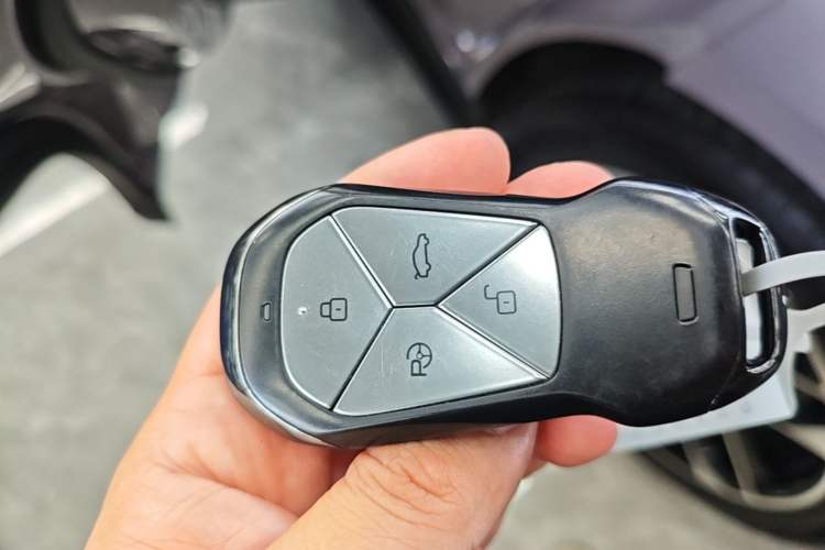 Used XPeng P7+ 2024 Long-Range Max Vehicle Key