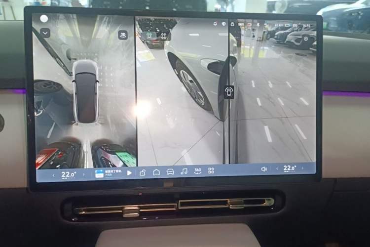 Used XPeng P7+ 2024 Long-Range Max Audio And AC Panel