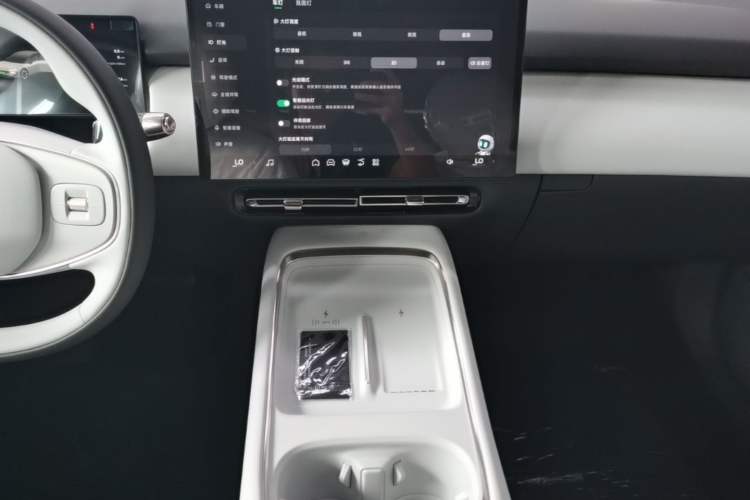 Used XPeng P7+ 2024 Long-Range Max Audio And AC Panel