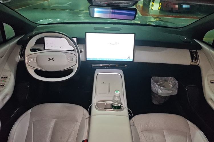 Used XPeng P7+ 2024 Ultra-Long Range Max Center Console